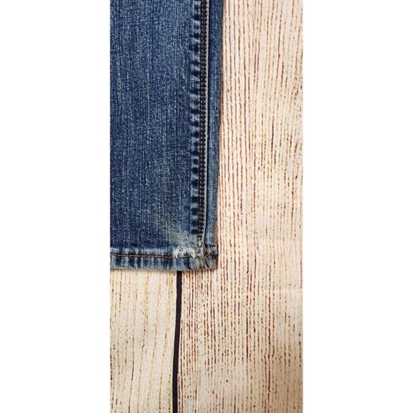 Levi's Straight Leg Women's 8M Blue Jeans with Printed Waist Band - Picture 10 of 10